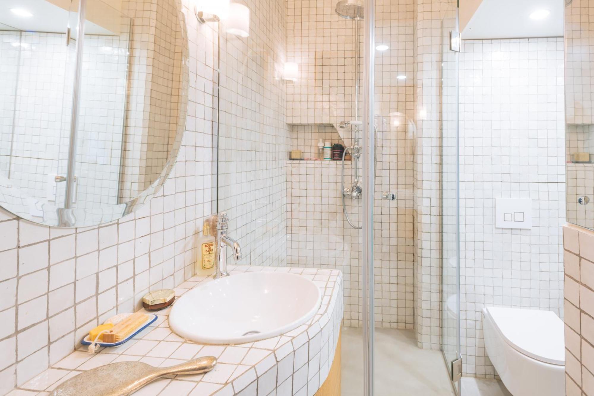 Modern Rustic-style 7th Arrondissement! Parijs